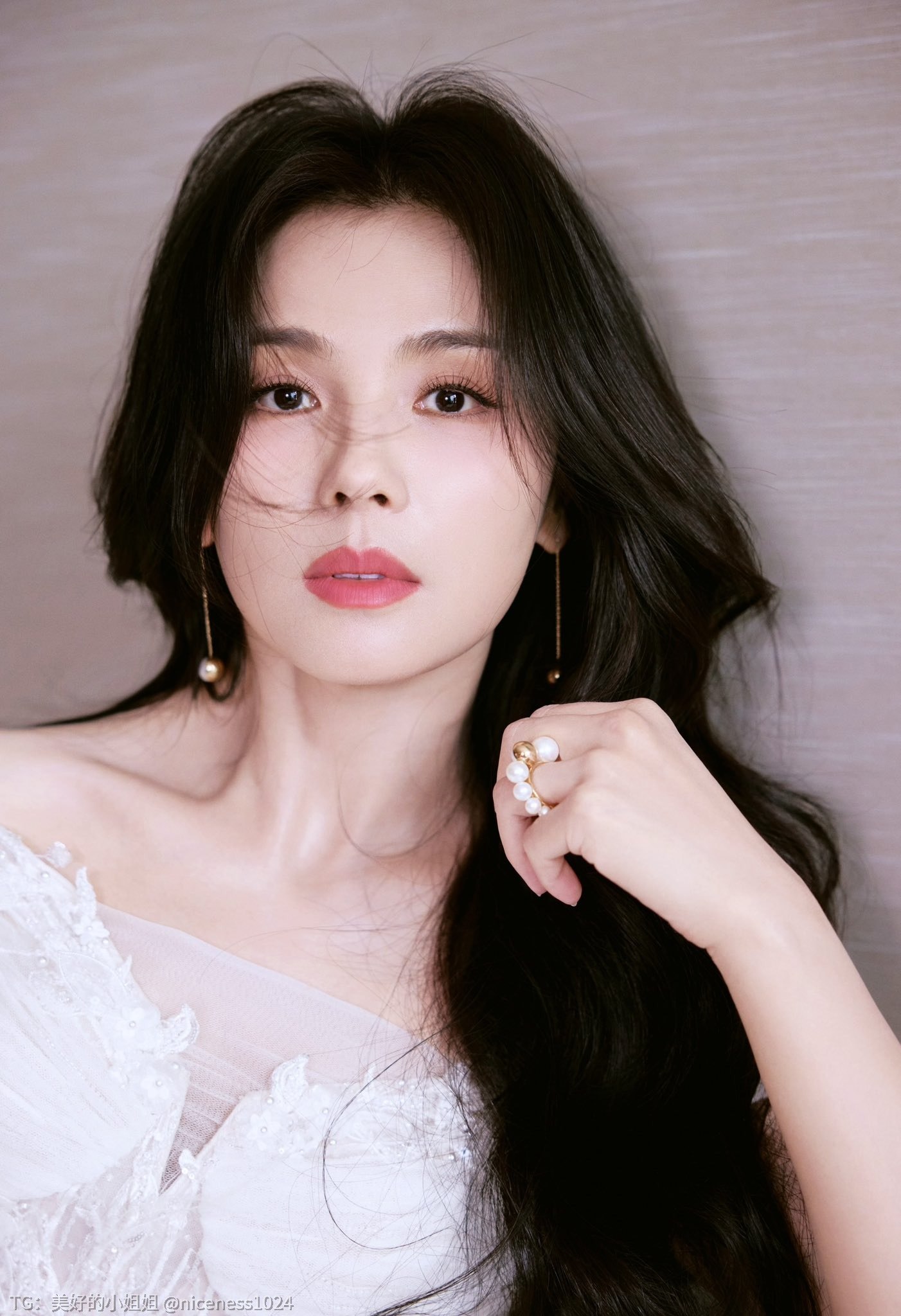 https://blossom.ditto.pub/8958b2867e1a21d36e1c8f19eb8101a4fa4e2ecdf42e304821882d7840b9754f.jpeg